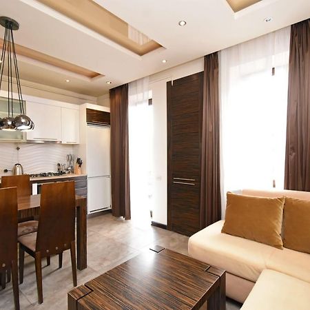Galaxy Inn Luxury Hostel In Center Γιερεβάν Εξωτερικό φωτογραφία