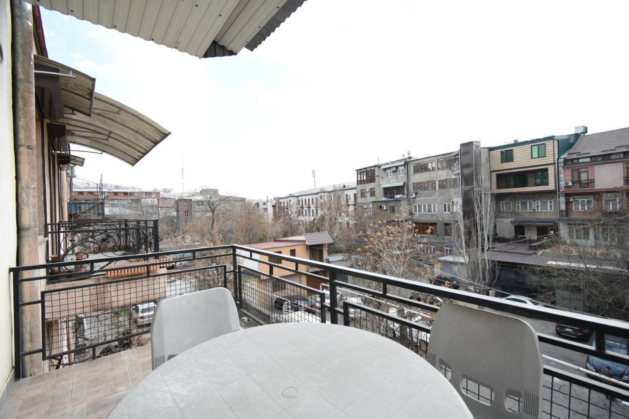 Galaxy Inn Luxury Hostel In Center Γιερεβάν Εξωτερικό φωτογραφία